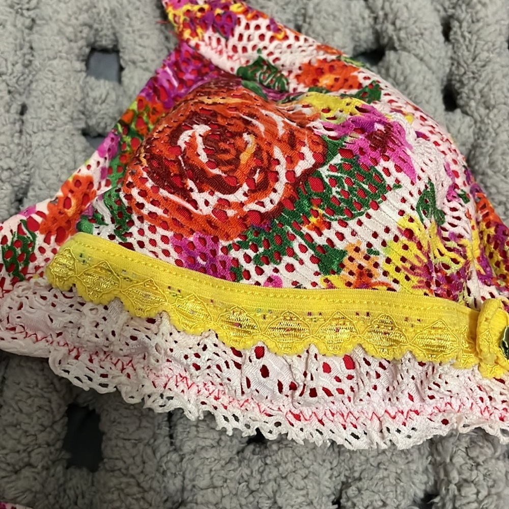 Vintage Betsey Johnson Pink and Red Lace Trim Small Bikini & red wrap skirt - Picture 3 of 10